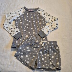 BCBG Girls size M or 10/12 fleece pajama set, shorts with long sleeve top, EUC